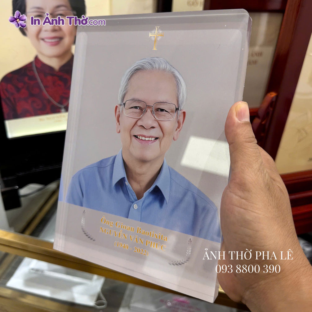 Ảnh thờ pha lê Công Giáo cao cấp khắc laser.