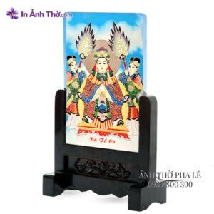 ảnh thờ Cửu Thiên Huyền Nữ in trên pha lê cao cấp, giữ trọn thần thái.
