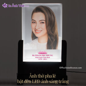 anh tho pha le bat den led anh sang trang