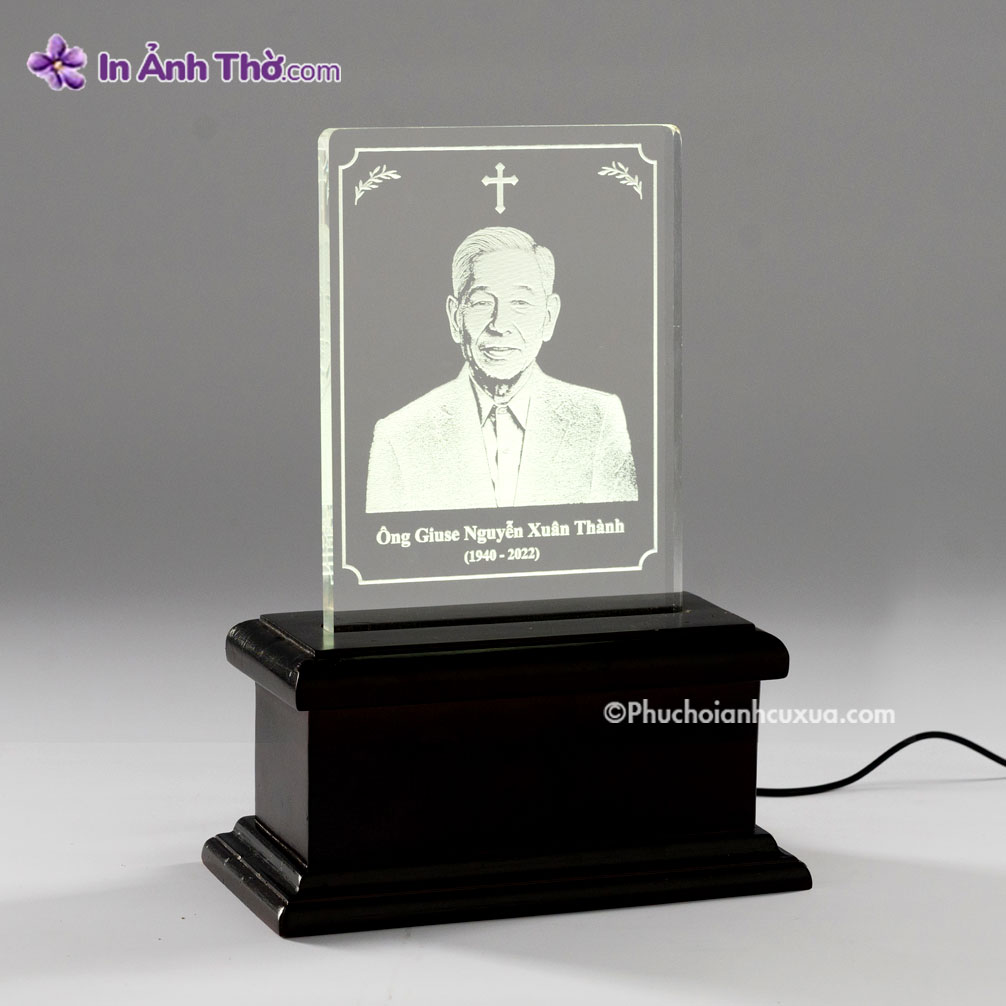 Ảnh thờ pha lê khắc laser