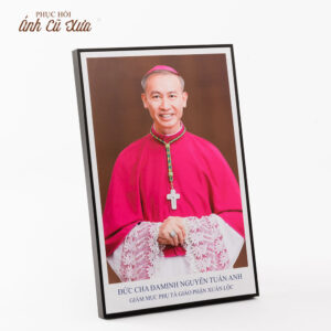 Khung Ảnh Thờ Công Giáo – Tôn Kính Đức Tin, Gìn Giữ Hình Ảnh Đức Cha