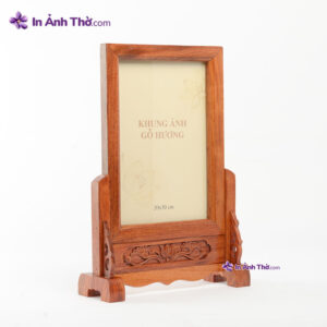 Khung Ảnh Thờ Gỗ Hương Trơn – Mộc Mạc và Trang Nghiêm