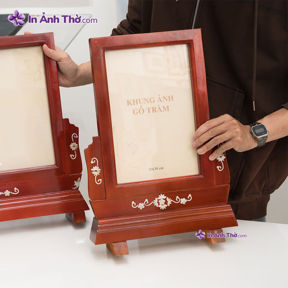 khung-tho-tram-3 Khung Ảnh Thờ Gỗ Tràm – Hoa Sen Khắc Nổi