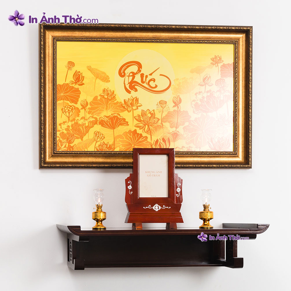 Khung Ảnh Thờ Gỗ Tràm – Hoa Sen Khắc Nổi