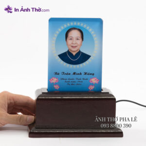ảnh thờ pha lê in hình người thân