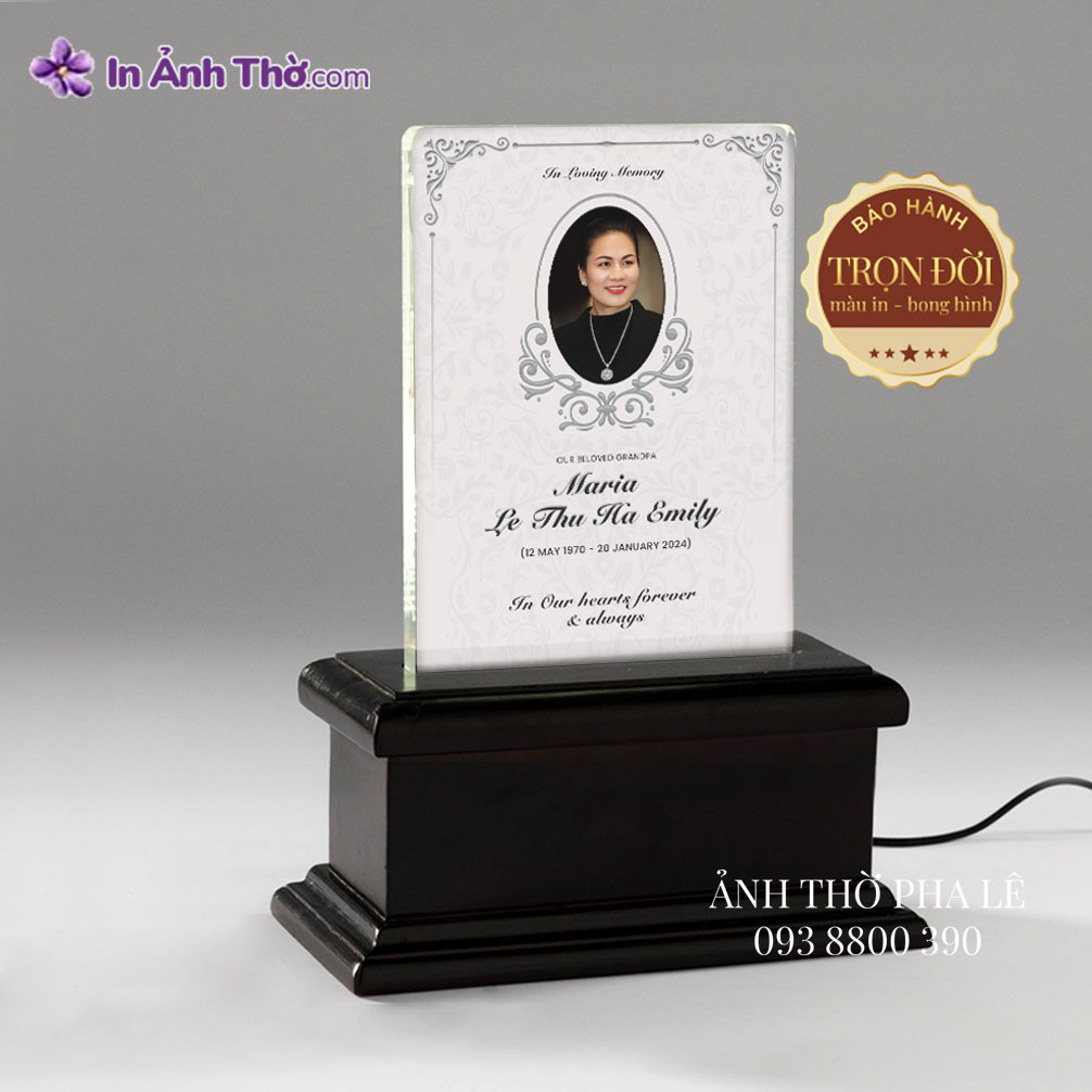 Ảnh thờ pha lê Công giáo khắc hoa văn trang trọng