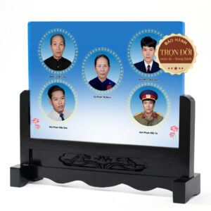 Ảnh Thờ Pha Lê Gia Tộc – Nhiều Người Trên Cùng Một Khung