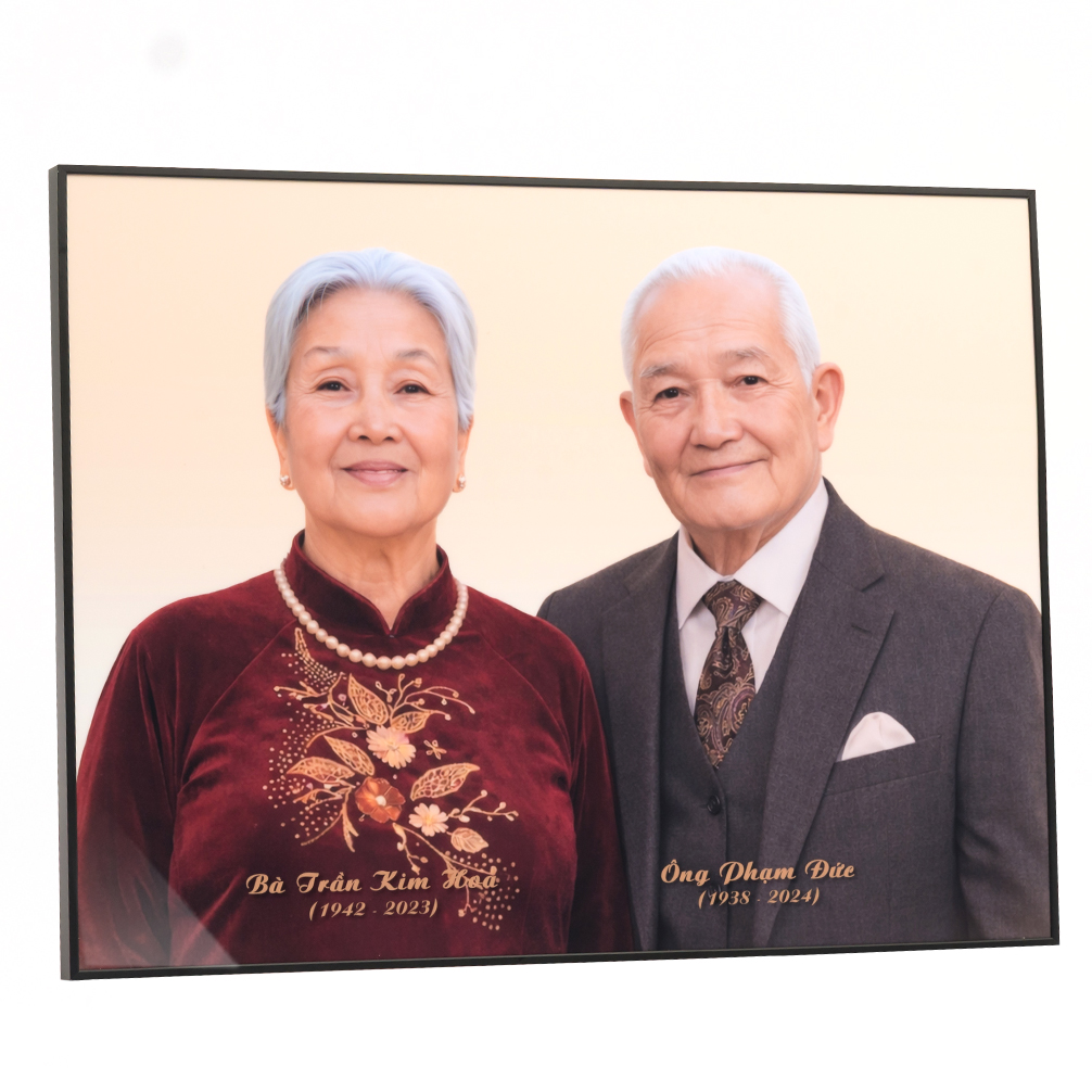 Ảnh thờ ép gỗ khung Titan ghép đôi nền kem ông bà treo tường