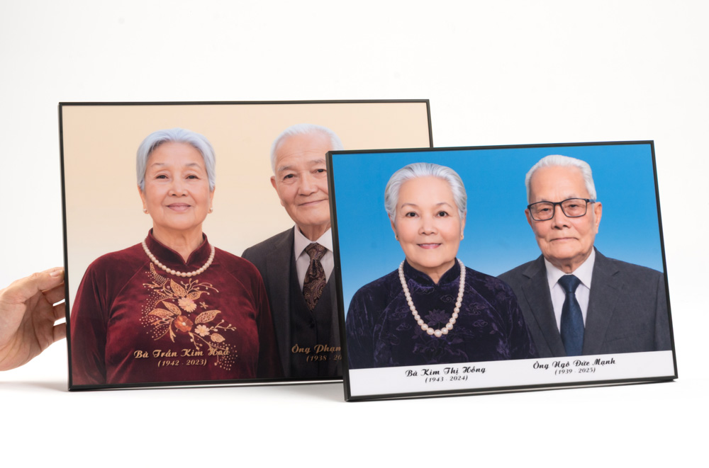 Ảnh thờ ghép đôi cha mẹ