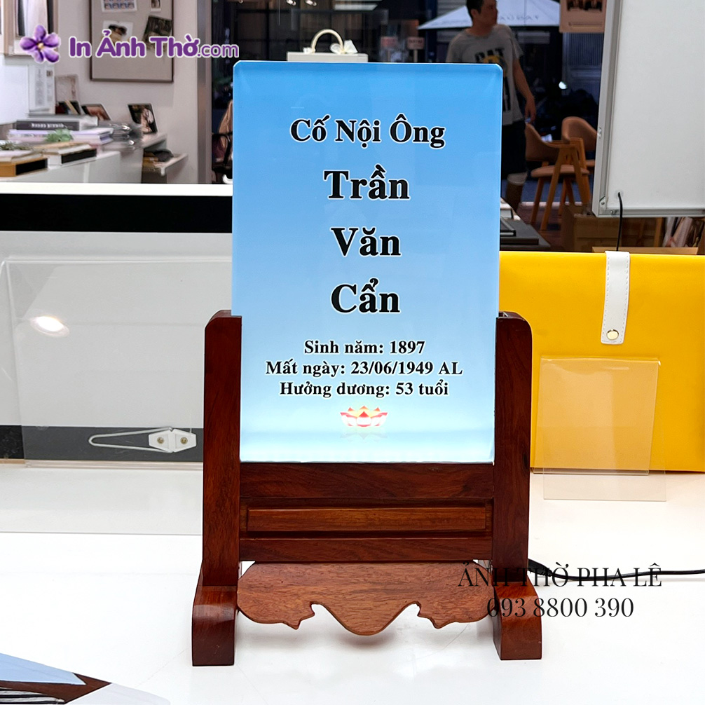 Hình thờ không có ảnh, không còn ảnh cũ để làm ảnh thờ